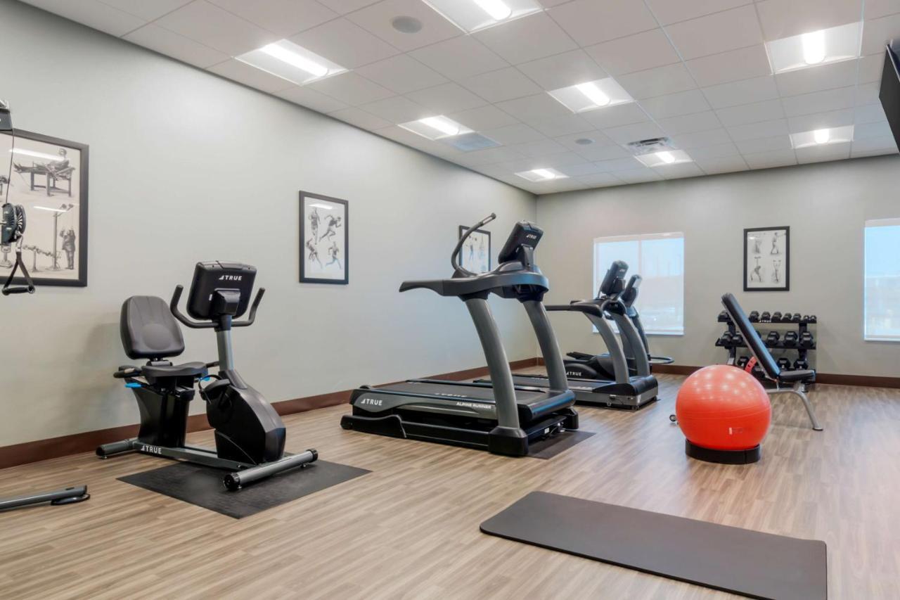 Best Western Plus St. Louis Airport Hotel Woodson Terrace Bagian luar foto
